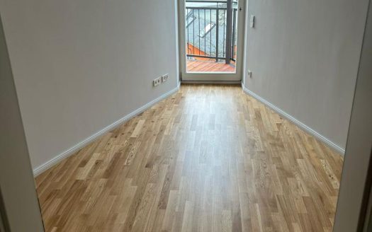 Hochwertige 4 Zimmer in Süden mit Balkon #Fussbodenheizung #2 Bäder#Lift