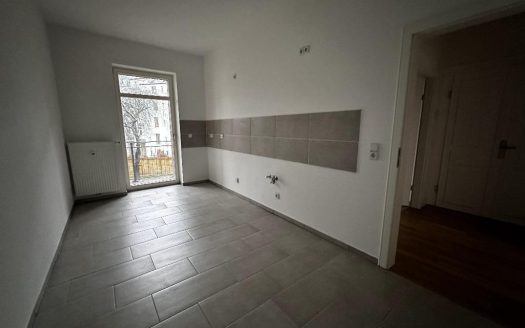 Traumhafte Denkmal-Wohnung mit Lift, Balkon, Parkett, Design Bad