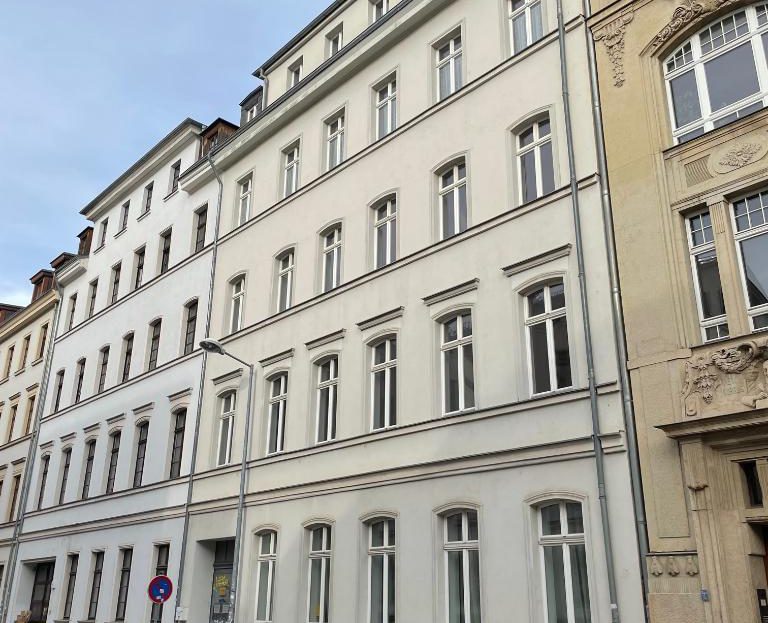 Zentrumsnah Wohnen * Maisionette * im Hinterhaus * Stellpaltz * - Foto 1