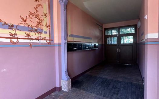 Traumhafte Denkmal-Wohnung mit Lift, Balkon, Parkett, Design Bad