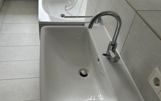 ERSTBEZUG nach Denkmalsanierung 3 Zimmer Dachgeschoss auf 2 Ebenen * ab 1.6.2026 *