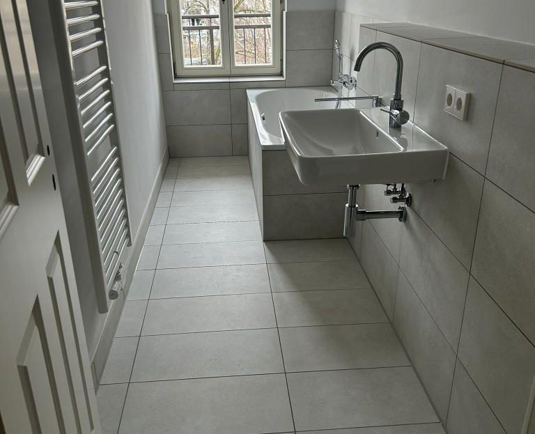 Hochwertige 4 Zimmer in Süden mit Balkon #Fussbodenheizung #2 Bäder#Lift - Photo 5