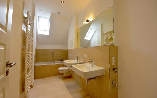 NEU – Hochwertige DG-Wohnung im Leipziger Süden – 2 Terrassen * PKW-Stellplatz