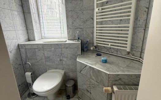 Zentrumsnah Wohnen * Maisionette * im Hinterhaus * Stellpaltz *