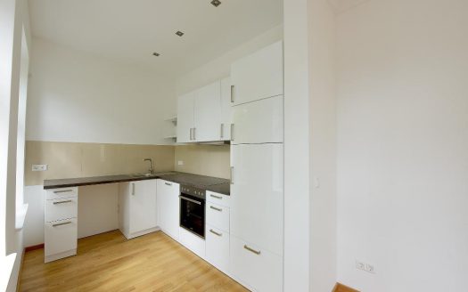 NEU – Hochwertige DG-Wohnung im Leipziger Süden – 2 Terrassen * PKW-Stellplatz