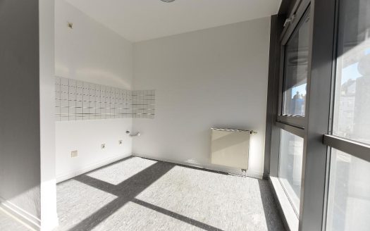 Viel Platz für Ihr Business, Agentur, Praxis * großzügige und zentrumsnahe Gewerbeeinheit * Lift * Balkon * TG-Stellplatz